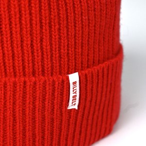 Bonnet en laine d'agneau rouge