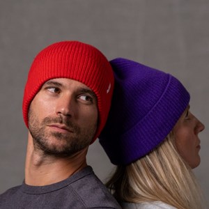 Bonnet en laine d'agneau rouge