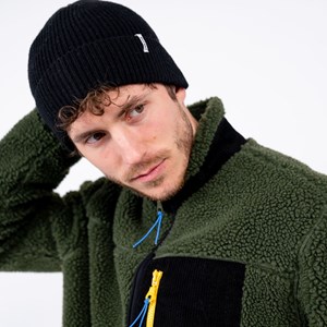 Bonnet en laine d'agneau noir