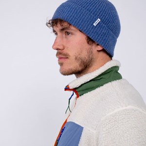 Bonnet en laine d'agneau bleu jeans