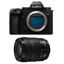 Panasonic hybride lumix s5 mark ii + objectif 28-200 f4.0-7.1
