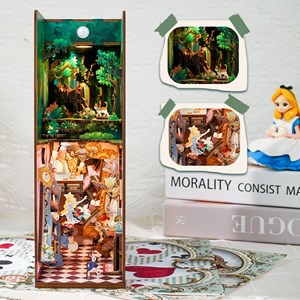 Book nook  alice aux pays des merveilles