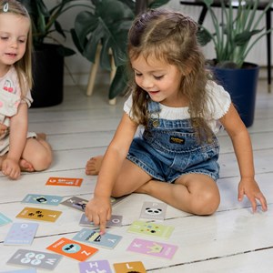 Jeu éducatif cartes alphabet en bois Rose
