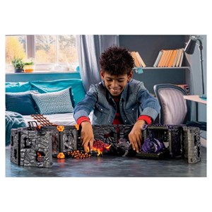 Arène battlecave : lave vs ténèbres