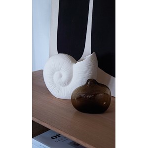 Vase coquillage en céramique texture