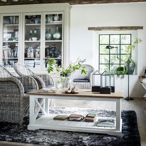 Table basse bois blanc - vénitiennes