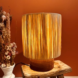 Lampe à poser terracotta et raphia