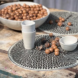 Set de table vinyle rond noir beija