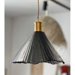 Suspension ou lustre conique en papier