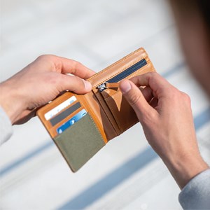 Portefeuille en cuir kaki