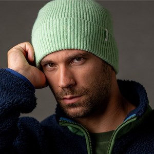 Bonnet en laine d'agneau vert clair