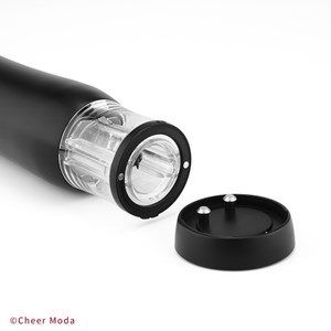 Tire-bouchon automatique rechargeable