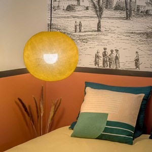 Suspension globe coloris tabac taille m