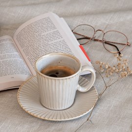 Lot de 4 tasses à café  liv