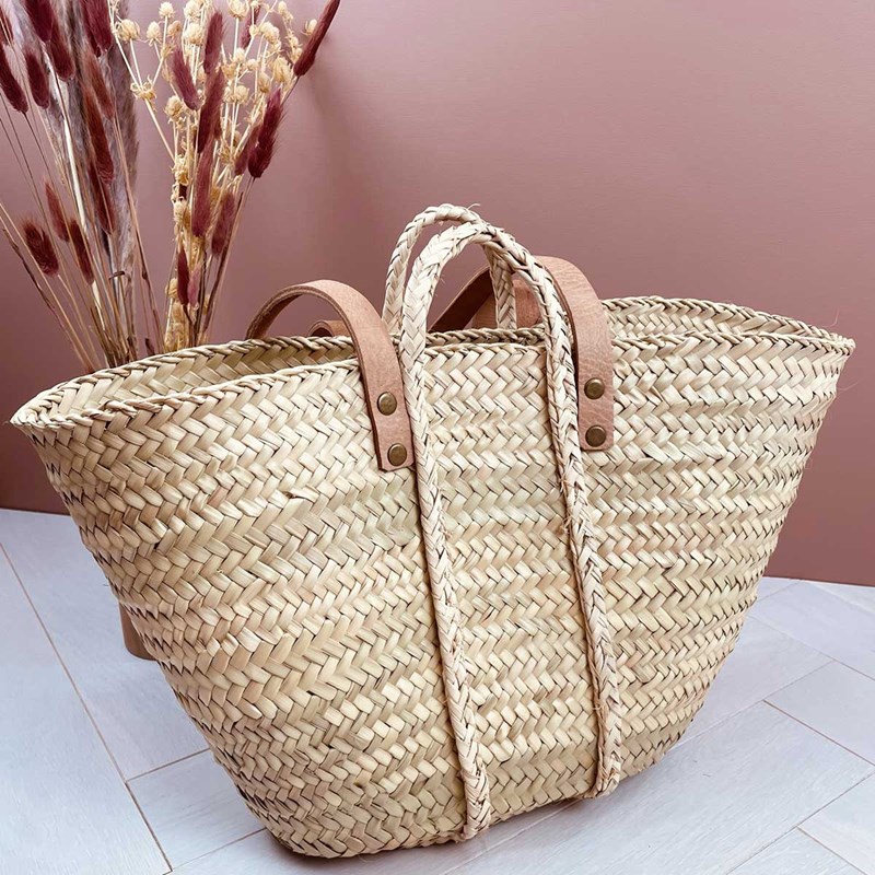 Panier fait à la main en palmier avec