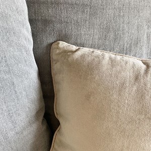 Coussin 1 face velours et 1 face coton