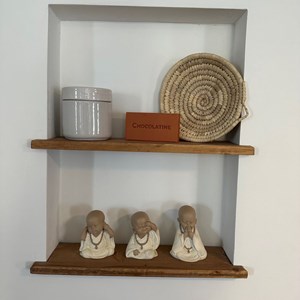 Lot de 3 petits moines représentants de