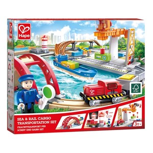 Ensemble de fret maritime et ferroviaire