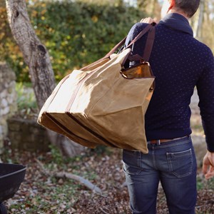 Sac à bûches imperméable marron
