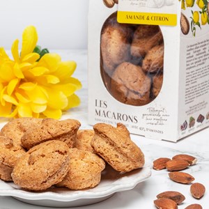 Panier gourmand sous le sapin