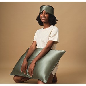 Masque de nuit bandeau en soie vert