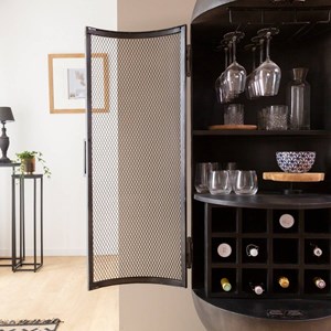 Meuble bar en métal