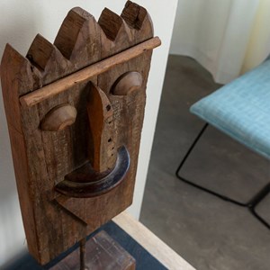 Sculpture visage en bois