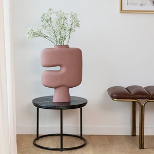 Grand vase rose en aluminium