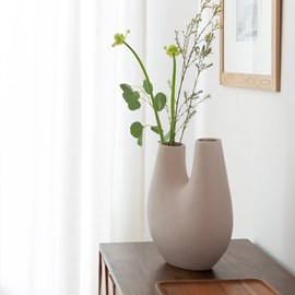 Vase beige 2 tiges en aluminium