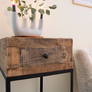 Vase beige 4 tiges en aluminium