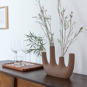 Vase marron 4 tiges en aluminium