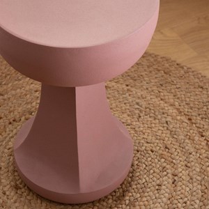 Bout de canapé rose