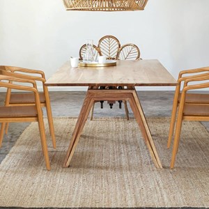 Table à manger en bois d'acacia