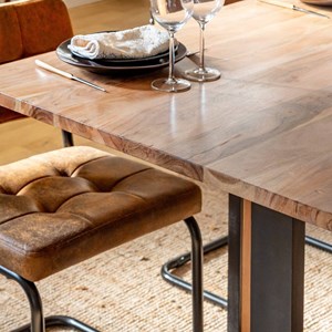 Table à manger en bois d'acacia