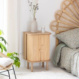 Petite armoire en bois de pin colin