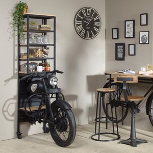 Etagère avant de moto en métal noir tata