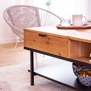 Table basse en bois de sapin enola