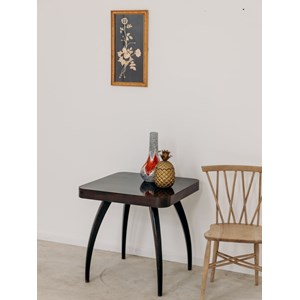 Hanna, la table d'appoint en bois n°49