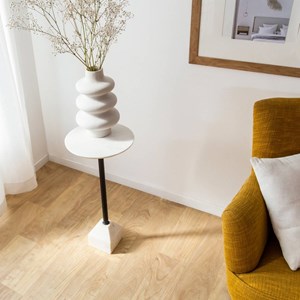 Sellette en marbre cassiopée