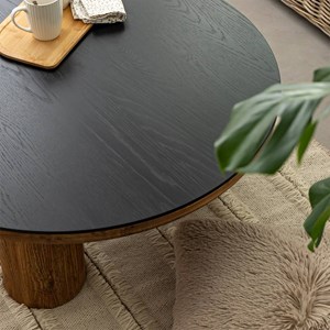 Table basse ronde en pin recyclé