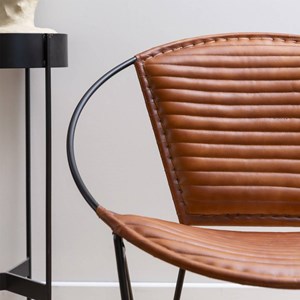 Fauteuil en cuir marron