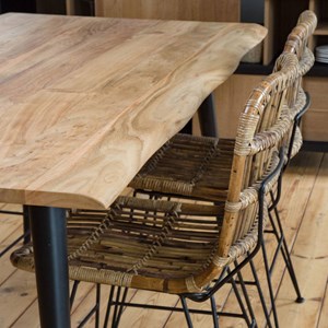 Table à manger en bois d'acacia massif