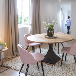 Table à manger ronde en bois d'acacia