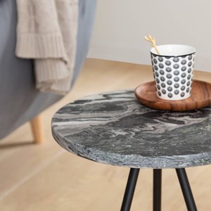 Bout de canapé en marbre