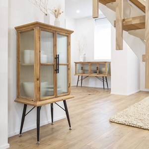 Buffet vitrine en bois et verre strié