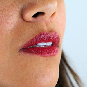 Rouge à lèvres soin  #807 - bordeaux