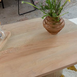 Table basse en bois de manguier