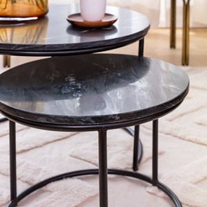 Table basse gigogne en marbre noir
