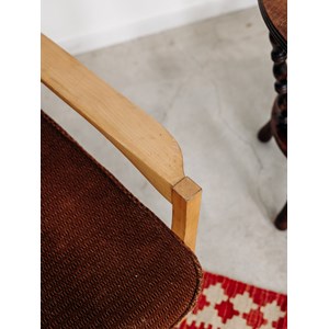 Jakob, le fauteuil en bois n°93