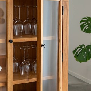Vitrine en bois d'acacia 4 portes jo